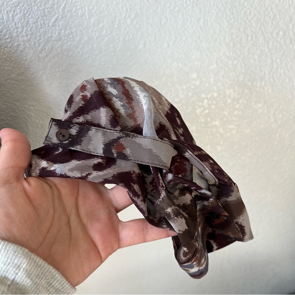 Bobeau Printed Button Down Blouse - image 4